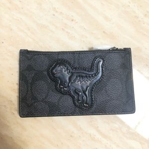 Coach | Card Case with Zipper in Signature w/ Rexy